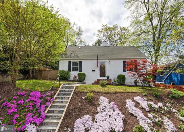 Property at 716 Upland Pl, Alexandria, VA 22314, 3 beds, 2 baths