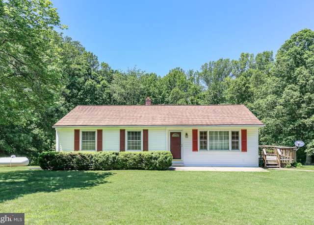 Property at 326 Richards Ferry Rd, Fredericksburg, VA 22406, 4 beds, 2 baths