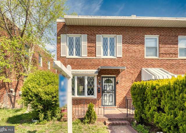 Property at 624 Jefferson St NE, Washington, DC 20011, 3 beds, 2.5 baths