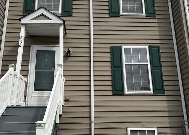 Property at 209 Preston Ln, Clayton, DE 19938, 3 beds, 2.5 baths