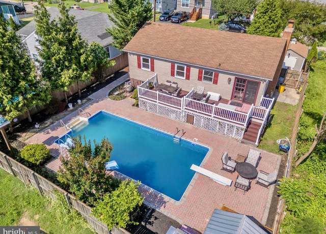 Property at 7910 W End Dr, Baltimore, MD 21226, 4 beds, 2 baths