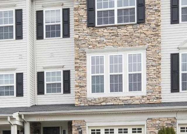 Property at 9104 Marlove Oaks Ln, Owings Mills, MD 21117, 3 beds, 2.5 baths