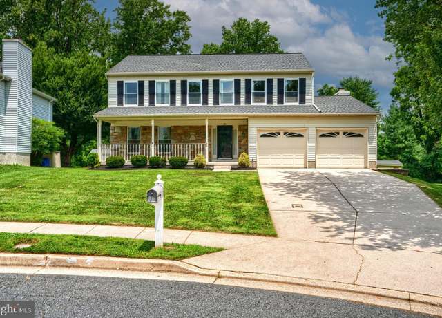 Property at 22 Skywood Ct, Parkville, MD 21234, 5 beds, 3.5 baths