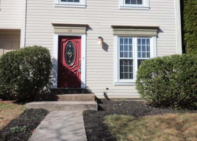 Property at 32 Filbert Ct, Gaithersburg, MD 20879, 3 beds, 2.5 baths