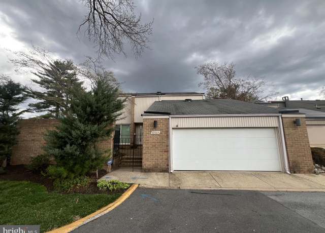 Property at 19169 Brooke Grove Ct, Montgomery Village, MD 20886, 4 beds, 3.5 baths