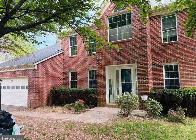 Property at 303 Saybrooke View Dr, Gaithersburg, MD 20877, 5 beds, 3 baths