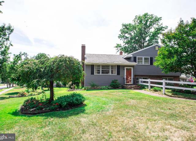 Property at 71 Pleasant Vly, West Deptford, NJ 08096, 3 beds, 2 baths