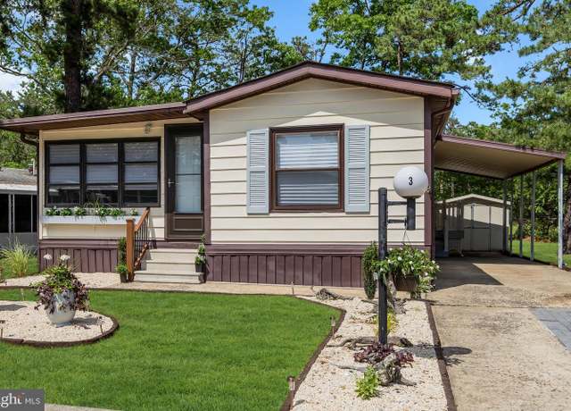Property at 3 Casey Ct, Barnegat, NJ 08005, 2 beds, 2 baths