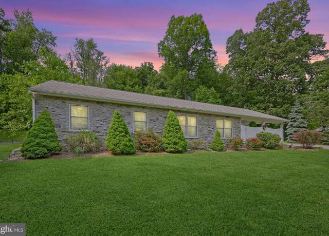 Property at 4748 Ridge Rd, Elizabethtown, PA 17022, 3 beds, 1.5 baths