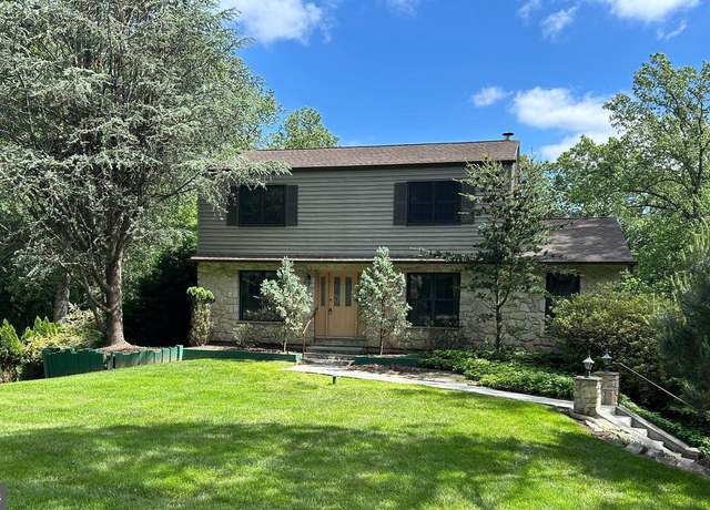 Property at 3 Pear Tree Ln, Lafayette Hill, PA 19444, 3 beds, 2.5 baths