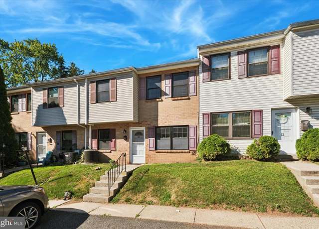 Property at 13 Sawmill Run #13, Norristown, PA 19401, 2 beds, 1.5 baths