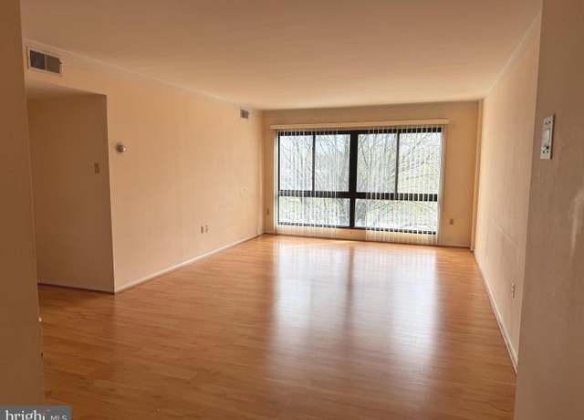 Property at 7600 E Roosevelt Blvd #405, Philadelphia, PA 19152, 1 bed, 1 bath