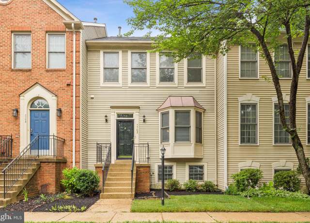 Property at 7702 Ousley Pl, Alexandria, VA 22315, 4 beds, 3.5 baths