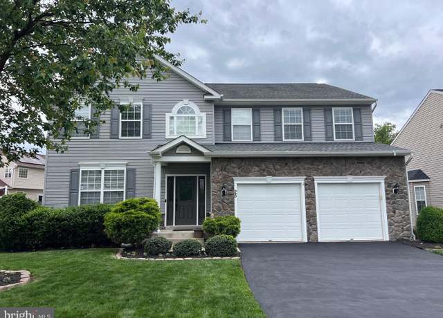 Property at 25 Fountain Dr, Stafford, VA 22554, 5 beds, 4.5 baths