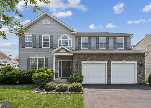 Property at 25 Fountain Dr, Stafford, VA 22554, 5 beds, 4.5 baths