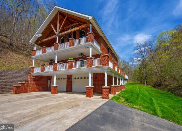 Property at 7913 Wv 5 Hwy E, Glenville, WV 26351, 2 beds, 2.5 baths