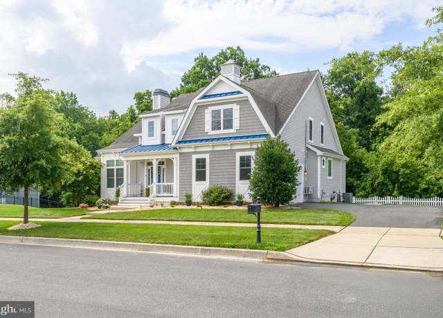 Property at 830 Sweet Birch Dr, Middletown, DE 19709, 5 beds, 4.5 baths