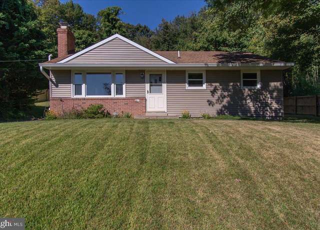 Property at 8108 Edgewood Church Rd, Frederick, MD 21702, 3 beds, 2 baths