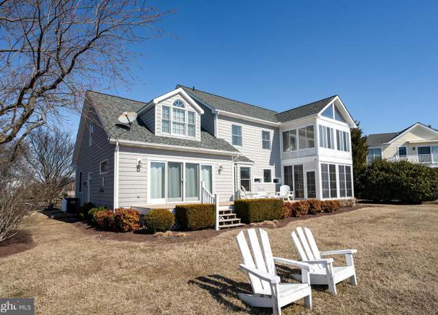 Property at 115 W Pier St, Oxford, MD 21654, 3 beds, 4 baths