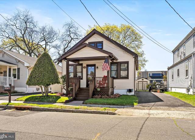 Property at 41 Potter Ave, Hamilton, NJ 08619, 2 beds, 1 bath