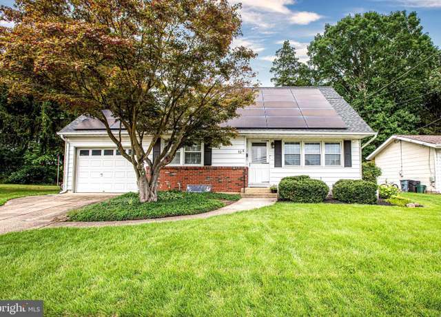 Property at 10 Perro Pl, Hamilton, NJ 08690, 3 beds, 2 baths