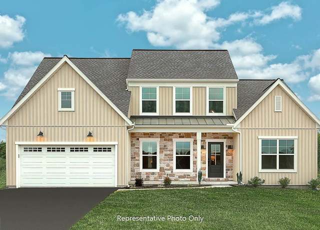 Property at 116 Blue Mountain Blvd, Carlisle, PA 17013, 3 beds, 2.5 baths
