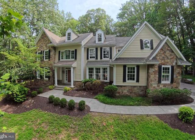 Property at 60 Pugh Rd, Wayne, PA 19087, 5 beds, 4 baths