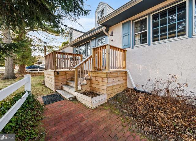 Property at 420 Perkiomen, Phoenixville, PA 19460, 2 beds, 2 baths
