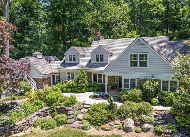 Property at 1650 Mount Pleasant Rd, Villanova, PA 19085, 5 beds, 5.5 baths