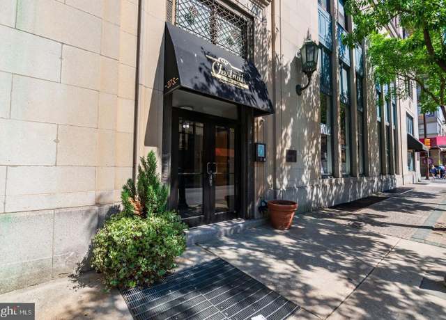 Property at 37 S 20th St Unit 4B, Philadelphia, PA 19103, 1 bed, 1 bath