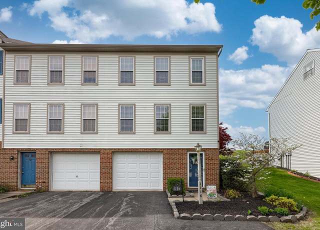 Property at 1116 Hearthridge Ln, York, PA 17404, 3 beds, 1.5 baths