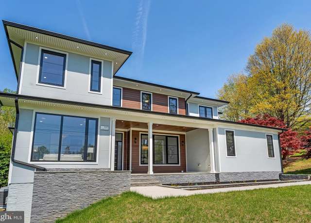 Property at 11610 Leesburg Pike, Herndon, VA 20170, 6 beds, 5.5 baths