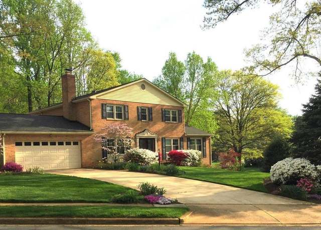 Property at 7719 Falstaff Ct, Mclean, VA 22102, 6 beds, 4 baths