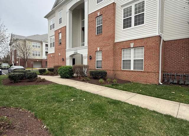 Property at 42480 Rockrose Sq #202, Brambleton, VA 20148, 3 beds, 2 baths
