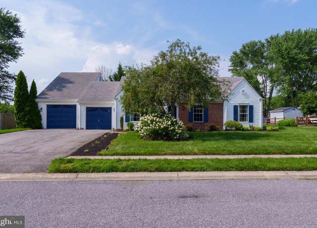 Property at 155 Coopers Dr, Newark, DE 19702, 3 beds, 2 baths