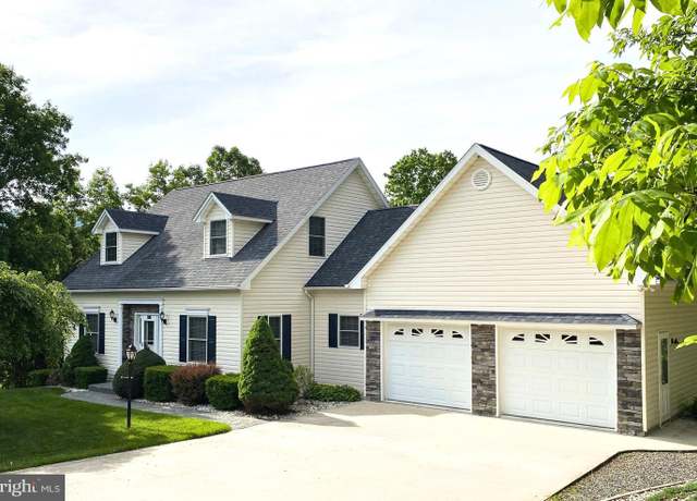 Property at 10304 Pin Oak Ct, Ellerslie, MD 21529, 3 beds, 2.5 baths