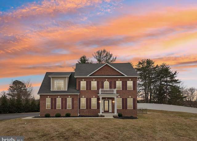 Property at 8234 Copperleaf Ct, Owings, MD 20736, 5 beds, 4 baths