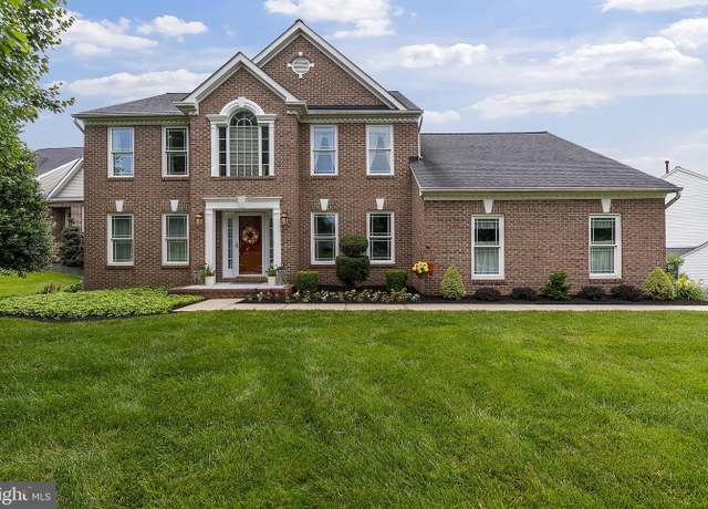 Property at 1035 Caren Dr, Eldersburg, MD 21784, 4 beds, 2.5 baths