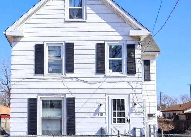 Property at 119 S 5th St, Millville, NJ 08332, 4 beds, 1.5 baths