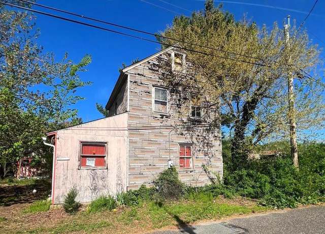 Property at 1207 Stable Ln, Mauricetown, NJ 08329, 2 beds, 1 bath