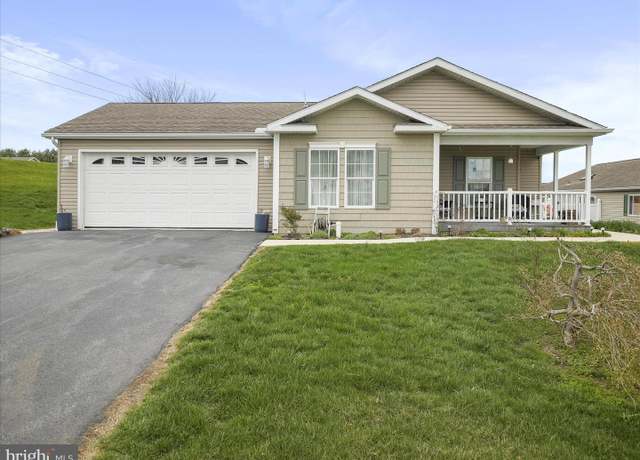 Property at 15 Burke Dr, Shippensburg, PA 17257, 2 beds, 2 baths