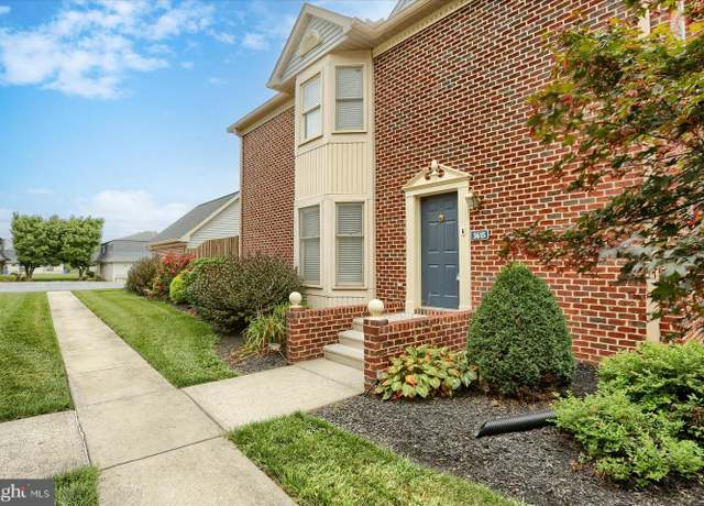 Property at 5615 Moreland Ct, Mechanicsburg, PA 17055, 3 beds, 2.5 baths