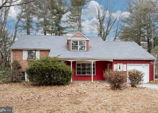 Property at 46 Street Rd, Newtown Square, PA 19073, 4 beds, 2.5 baths