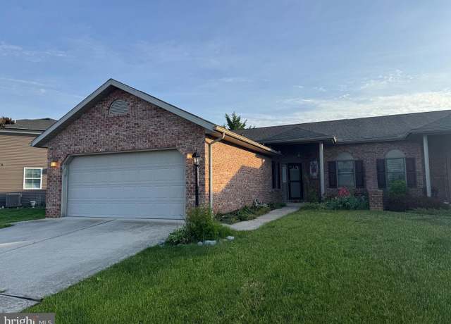 Property at 75 Homestead Dr, Greencastle, PA 17225, 2 beds, 2 baths