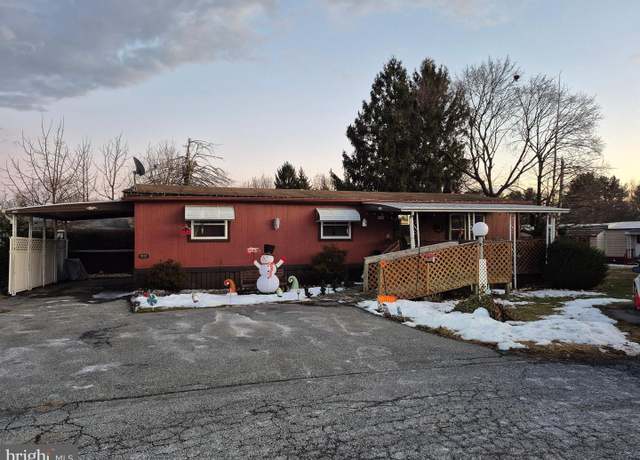 Property at 8774 Breinig Run Cir, Breinigsville, PA 18031, 2 beds, 2 baths
