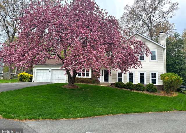 Property at 5911 Oak Leather Dr, Burke, VA 22015, 4 beds, 2.5 baths