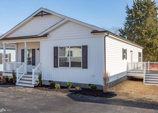 Property at 826 Mineral Ave, Mineral, VA 23117, 3 beds, 2 baths