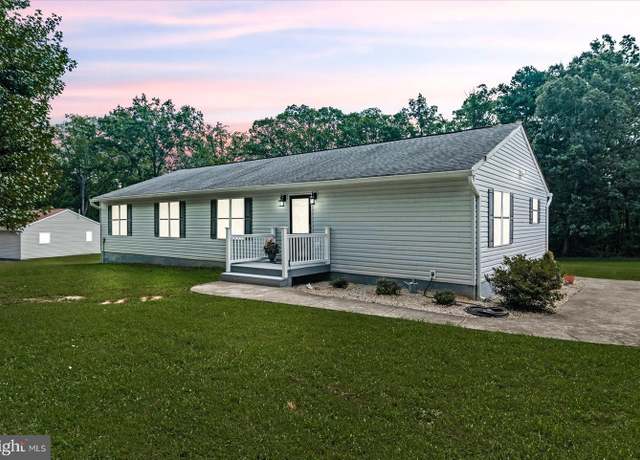 Property at 3313 Flat Run Rd, Locust Grove, VA 22508, 5 beds, 3 baths
