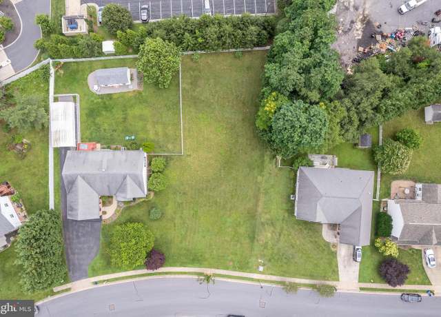 Property at 2812 Saratoga Dr, Winchester, VA 22601