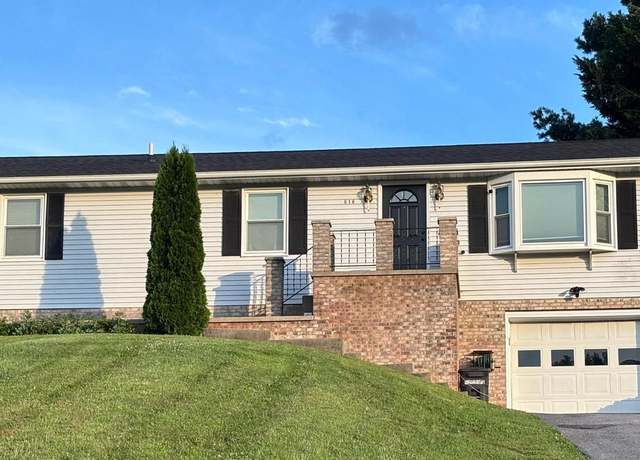 Property at 516 Gateway Dr W, Thurmont, MD 21788, 3 beds, 3 baths